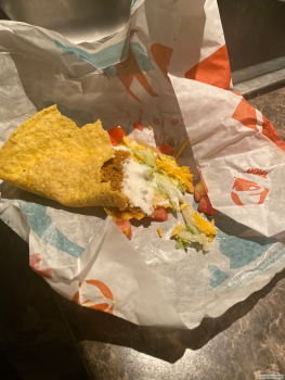 Consumer Review - Food Safety Taco Bell, Old Country Road, Westbury, NY, USA Been nauseous since I had 2 tacos (crunchy taco supre... photo #2