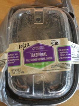Avaliação do consumidor - Segurança alimentar Walmart Supercenter, North Lhs Drive, Lumberton, TX, USA I picked up a Traditional Rotisserie Chicke... foto #2