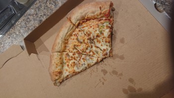 Consumer Review - Food Safety Papa John's Pizza, 8455 Crestway Drive, Converse, TX 78109, USA A pizza. The pizza arrived at 20:40.... photo #3