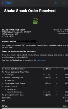 مراجعة المستهلك - سلامة الغذاء Shake Shack, R Street, Sacramento, CA, USA I order the Korean style burger, fries and chicken for lu... صورة فوتوغرافية #2