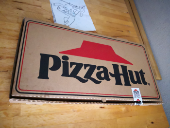 مراجعة المستهلك - سلامة الغذاء Pizza Hut, 7150 West Adams Avenue, Temple, TX, USA Ordered the big dinner box from there last night... صورة فوتوغرافية #2