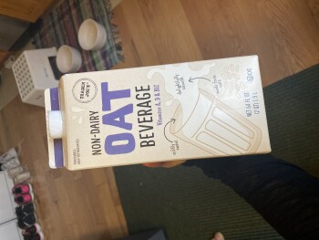 Avaliação do consumidor - Segurança alimentar Trader Joe's, Columbus Avenue, New York, NY, USA Their Oat Beverage has caused major stomach problem... foto #2