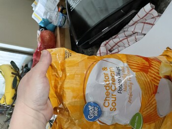 消费者评论 - 食品安全 Great value cheddar & sour cream potato chips, Walmart Supercenter, East Main Street, Plainfield, IN... 照片 #2