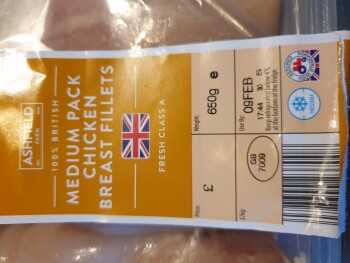消费者评论 - 食品安全 ALDI, Tony Miller Approach, Briggate, Shipley, UK Another package of chicken that made me feel like... 照片 #2