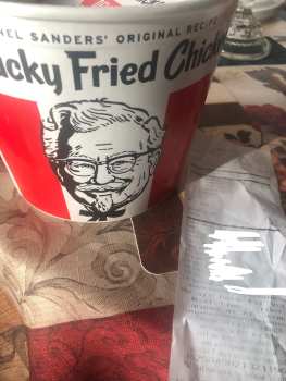 مراجعة المستهلك - سلامة الغذاء KFC, North MacArthur Boulevard, Irving, TX, USA After eating chicken  15 minutes after eating it صورة فوتوغرافية #2