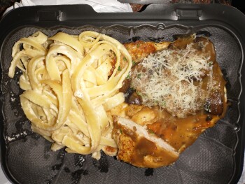 Consumer Review - Food Safety Olive Garden Italian Restaurant, Universal Boulevard, Warwick, RI, USA Food was moldy  salad and pas... photo #3