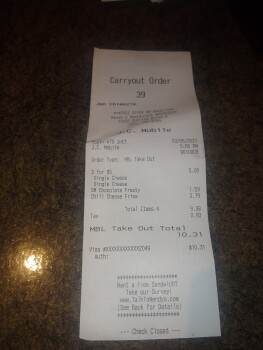Avis du consommateur - Sécurité alimentaire Wendy's, Sunrise Boulevard East, Puyallup, WA, USA I got 2 Dave's Song;e chilli cheese fries and a f... photo #3