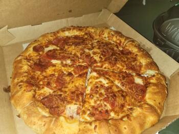 Consumer Review - Food Safety Pizza Hut, Gallatin Pike South, Madison, TN, USA I placed my order on line I ordered a stuff crust p... photo #2