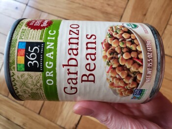 Consumer Review - Food Safety Whole Foods Market, P Street Northwest, Washington, DC, USA canned chickpeas I opened a can of 365 c... photo #2