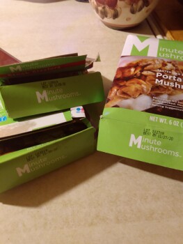 Consumer Review - Food Safety Walmart Neighborhood Market, 9020 Ulmerton Road, Largo, FL, USA This grocery delivery service delive... photo #2