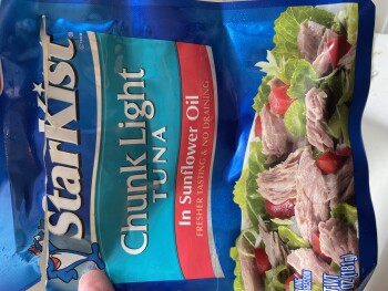 Consumer Review - Food Safety Lunds & Byerlys Burnsville, County Road 42 East, Burnsville, MN, USA Starkist Tuna Ate tuna at 6 PM... photo #1