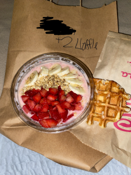 Consumer Review - Food Safety Jamba, Hawthorne Boulevard, Torrance, CA, USA I had a razzmatazz movie and the Chunky strawberry ban... photo #2