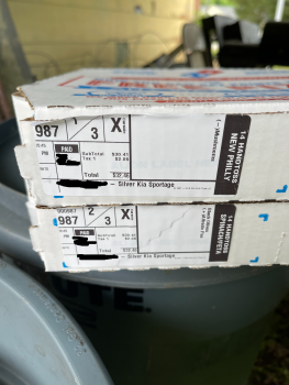Verbraucherbewertung – Lebensmittelsicherheit Domino's Pizza, Jordan Plaza, Elizabeth City, NC, USA They had there 49% off all pizzas. I got the p... Foto #4