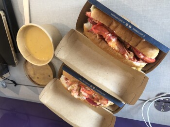 مراجعة المستهلك - سلامة الغذاء Luke's Lobster Singapore (Isetan Scotts), Singapore Bought and Ate lobster rolls and bisque around 3... صورة فوتوغرافية #2