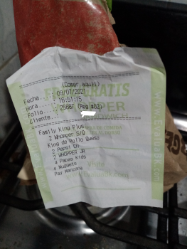 Consumer Review - Food Safety Burger King, Av Aguamilpa 1060, 63173 Tepic, Nay., Mexico Comió amburguesa y los nugget.  Todos en c... photo #2