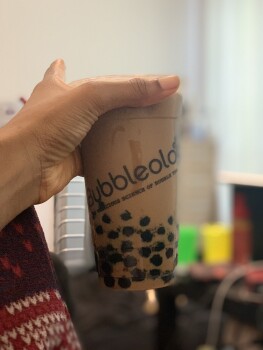 مراجعة المستهلك - سلامة الغذاء Bubbleology Birmingham, Birmingham, UK I ordered the caramel frappe coffee.
It tasted quite bitter... صورة فوتوغرافية #2