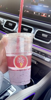 Consumer Review - Food Safety Cold Stone Creamery, Mickelberry Road Northwest, Silverdale, WA, USA I got diarrhea an hour after dr... photo #1