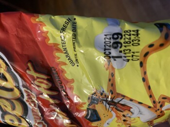 Avaliação do consumidor - Segurança alimentar Flaming Hot Cheetos, Pick 'n Save, South Whitnall Avenue, Saint Francis, WI, USA 1 hour ago, Hot che... foto #2