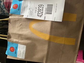 Verbraucherbewertung – Lebensmittelsicherheit McDonald's, Hollywood Boulevard, Hollywood, FL, USA Last night and this morning,  chocolate chip coo... Foto #2