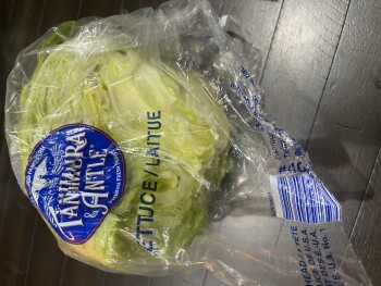 Reseña del consumidor - Seguridad alimentaria Wic, West Fresno, Fresno, CA, USA Tanimura & Antle Lettuce Head Made a salad Monday night with the l... foto #2