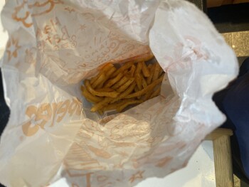Consumer Review - Food Safety Popeyes Louisiana Kitchen, Cross Bay Boulevard, Howard Beach, Queens, NY, USA Got nasty food poisoni... photo #4