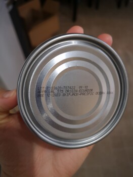 消费者评论 - 食品安全 Morrisons, Kennedy Way, Tiverton, UK Yesterday and about 1.5 months ago Morrisons Tuna 4 pack in spr... 照片 #3