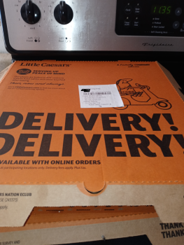 Consumer Review - Food Safety Little Caesars Pizza, Stockton Hill Road, Kingman, AZ, USA 10-1-21
Pepperoni pizza
4 got sick abou... photo #3