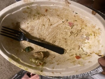 Avis du consommateur - Sécurité alimentaire Chipotle Mexican Grill, 2921 Providence Road, Charlotte, NC, USA 10/05/2021 my girl friend order it... photo #2