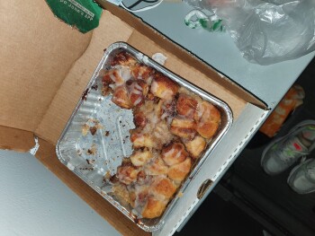 Consumer Review - Food Safety Papa John's Pizza, North Clark Street, Chicago, Illinois, USA Hey guys, my daughter and I ordered tw... photo #2