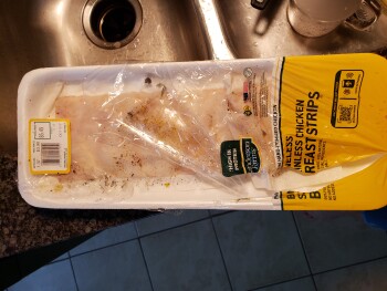 Consumer Review - Food Safety WinCo Foods, South Fort Lane, Layton, UT, USA We purchased Sanderson Farms Boneless skinless chicken... photo #4