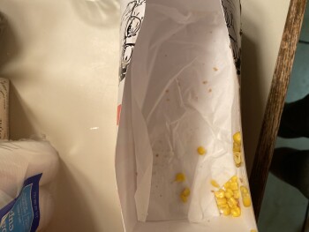 Avis du consommateur - Sécurité alimentaire KFC, Illinois Route 59, Bartlett, IL, USA Last night 10/19/2021,  Not sure think it was the chicken... photo #2