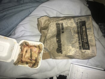 消费者评论 - 食品安全 RocoMamas Rondebosch, Main Road, Rondebosch, Cape Town, South Africa From yesterday around 10 pm til... 照片 #3