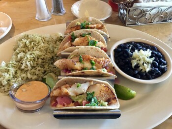 Verbraucherbewertung – Lebensmittelsicherheit The Cheesecake Factory, Summit Boulevard, Birmingham, AL, USA November 17, 2021,  Met a friend for l... Foto #2