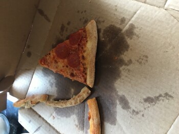 消费者评论 - 食品安全 Domino's Pizza - Dundee - Douglasfield, Douglasfield Crescent, Douglas Road, Dundee, UK Last night a... 照片 #2