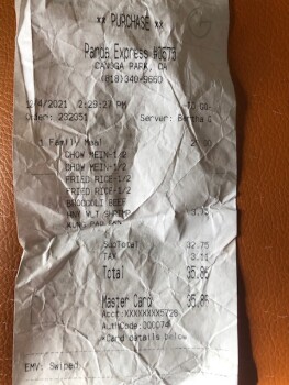 消费者评论 - 食品安全 Shrimp Box, Panda Express, 6859 Topanga Canyon Blvd, Canoga Park, CA 91303, USA Saw hair on shrimp b... 照片 #2