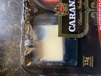 Consumer Review - Food Safety Hy-Vee Grocery Store, 18th Avenue, Rock Island, IL, USA Resubmitting with product photos (lost conne... photo #4