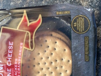 Consumer Review - Food Safety Hy-Vee Grocery Store, 18th Avenue, Rock Island, IL, USA Resubmitting with product photos (lost conne... photo #5