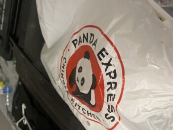 Avaliação do consumidor - Segurança alimentar Panda Express, Nevada Highway, Boulder City, NV, USA 12/30/2031, Had prepackaged salad and this foto #2