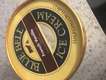 مراجعة المستهلك - سلامة الغذاء Blue Bell Ice Cream, Brookshire's, State Highway 31 West, Chandler, TX, USA Possibly blue bell ice c... صورة فوتوغرافية #2