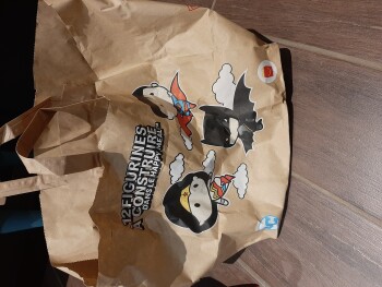 Reseña del consumidor - Seguridad alimentaria McDonald's, Avenue du Maréchal Juin, Les Sables-d'Olonne, France Ma fille de 8 ans a mangé 1 happy m... foto #2