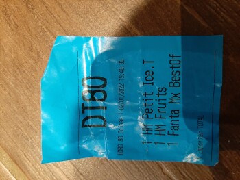 Reseña del consumidor - Seguridad alimentaria McDonald's, Avenue du Maréchal Juin, Les Sables-d'Olonne, France Ma fille de 8 ans a mangé 1 happy m... foto #3