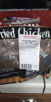 Reseña del consumidor - Seguridad alimentaria Stater Bros. Markets, West Avenue L, Lancaster, CA, USA I bought chicken from their cooked chicken I... foto #2