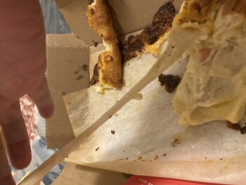 消费者评论 - 食品安全 Domino's Pizza, West Broadway Street, Idaho Falls, ID, USA Eating raw bread dough from dominos Ate r... 照片 #3