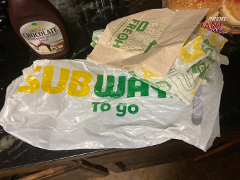 مراجعة المستهلك - سلامة الغذاء Subway, Meridian Avenue, San Jose, CA, USA I ate a tuna sub ..and two hours later my eye was twitchi... صورة فوتوغرافية #4