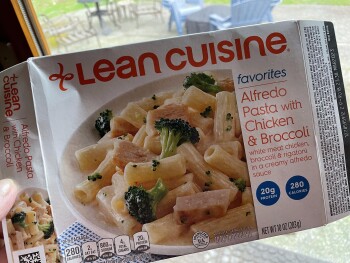 Consumer Review - Food Safety Albertsons, 51st Avenue, Gig Harbor, WA, USA Lean Cuisine Chicken Alfredo photo #1