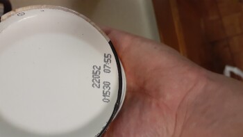 Consumer Review - Food Safety Oberweis vanilla ice cream, Jewel-Osco, North Elston Avenue, Chicago, IL, USA ate oberwies vanilla i... photo #1