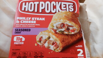 Avaliação do consumidor - Segurança alimentar Hot Pockets Philly cheese steak, Kroger Marketplace, Dayton Xenia Road, Beavercreek, OH, USA Saturda... foto #2