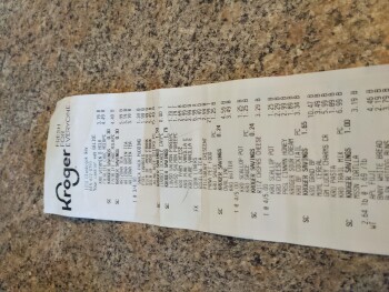 Consumer Review - Food Safety Kroger, Glenbrook Way, Hendersonville, TN, USA I purchased the box 3/1/2022 and ate it the following... photo #2