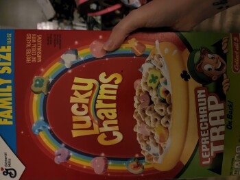 Consumer Review - Food Safety Lucky Charms, Dollar General, U.S. 431, Glencoe, AL, USA I buy and eat multiple boxes a week, it is... photo #1