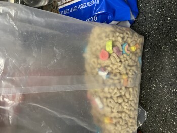 Consumer Review - Food Safety H-E-B, Wurzbach Road, San Antonio, TX, USA Those days I ate lucky charms No I thought I had a kidney... photo #1